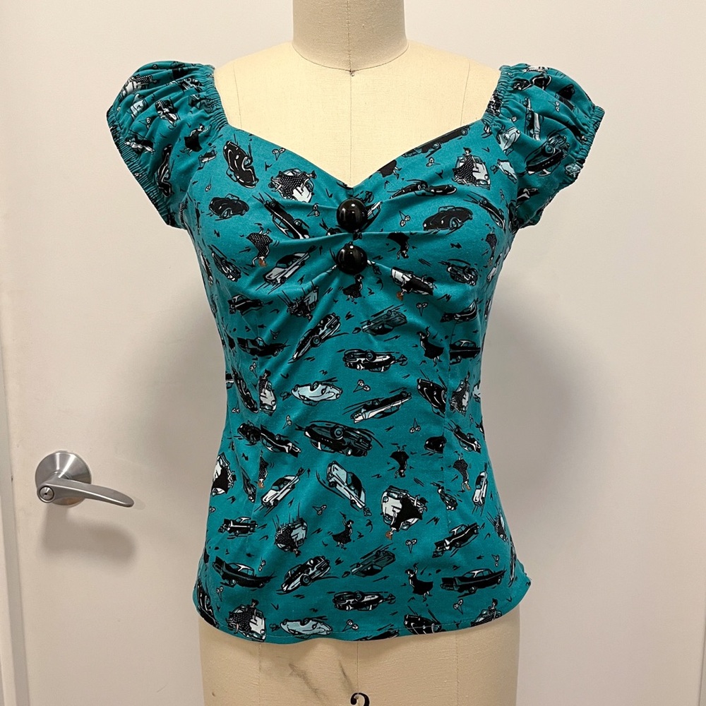Collectif Vintage Style Top Size Small
